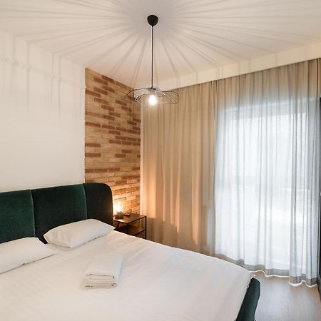 Harmonia Apartament With Parking Torun Exterior photo